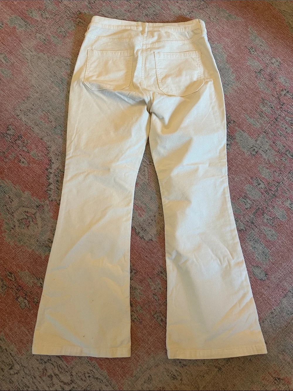 GAP Cream 70’s Flare High Rise Corduroy Pants - Picture 3 of 3
